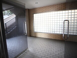 東栄マンションの物件外観写真